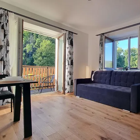 Sowia Nowe Z Pieknym Widokiem Na Gory I Potok *